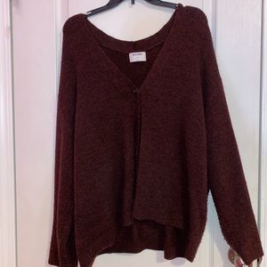 LAST CHANCE: MAROON CROPPED BUTTON DOWN CARDIGAN